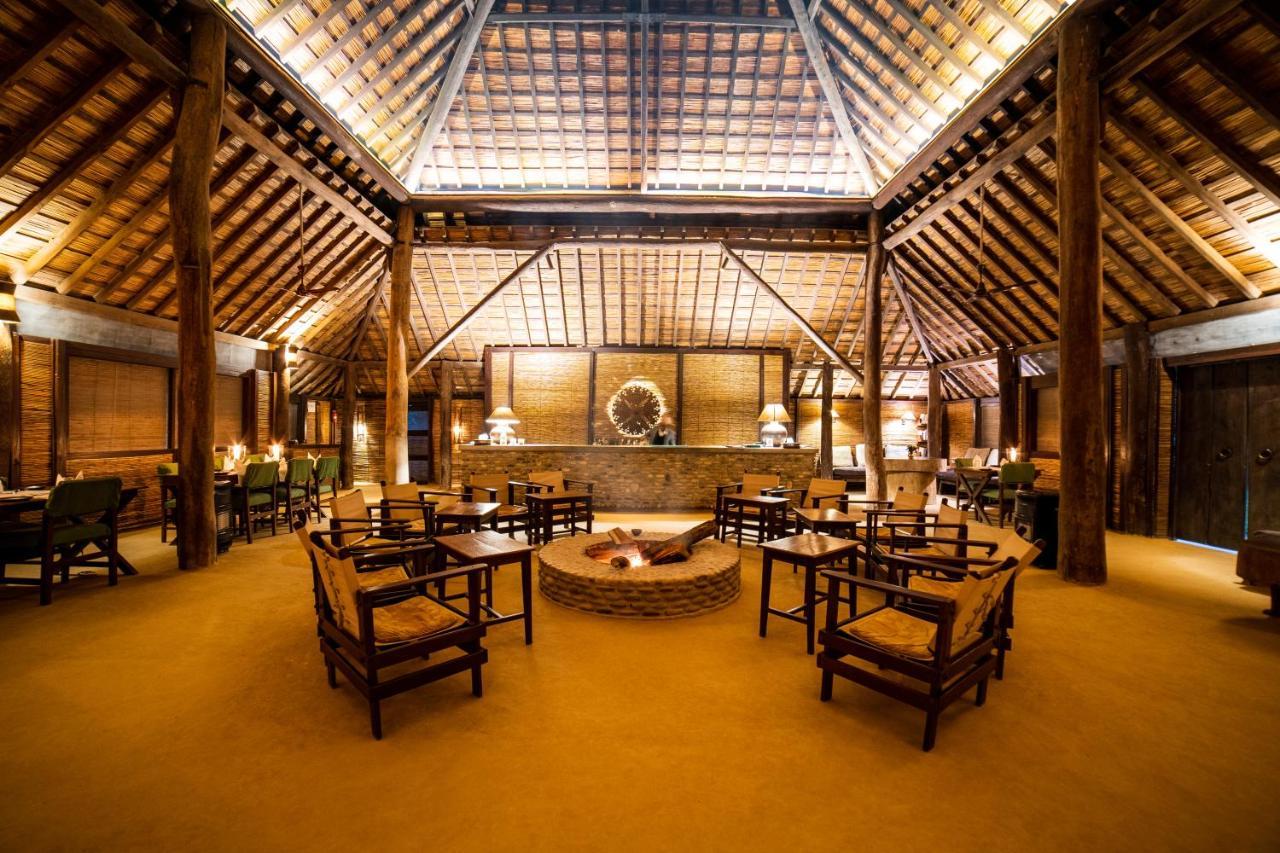 Tiger Tops Karnali Lodge Bardiya Экстерьер фото