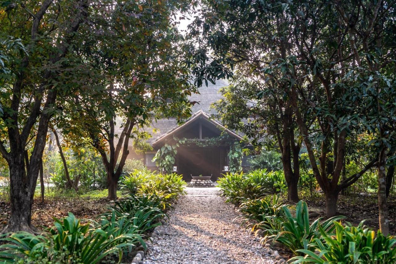 Tiger Tops Karnali Lodge Bardiya Экстерьер фото