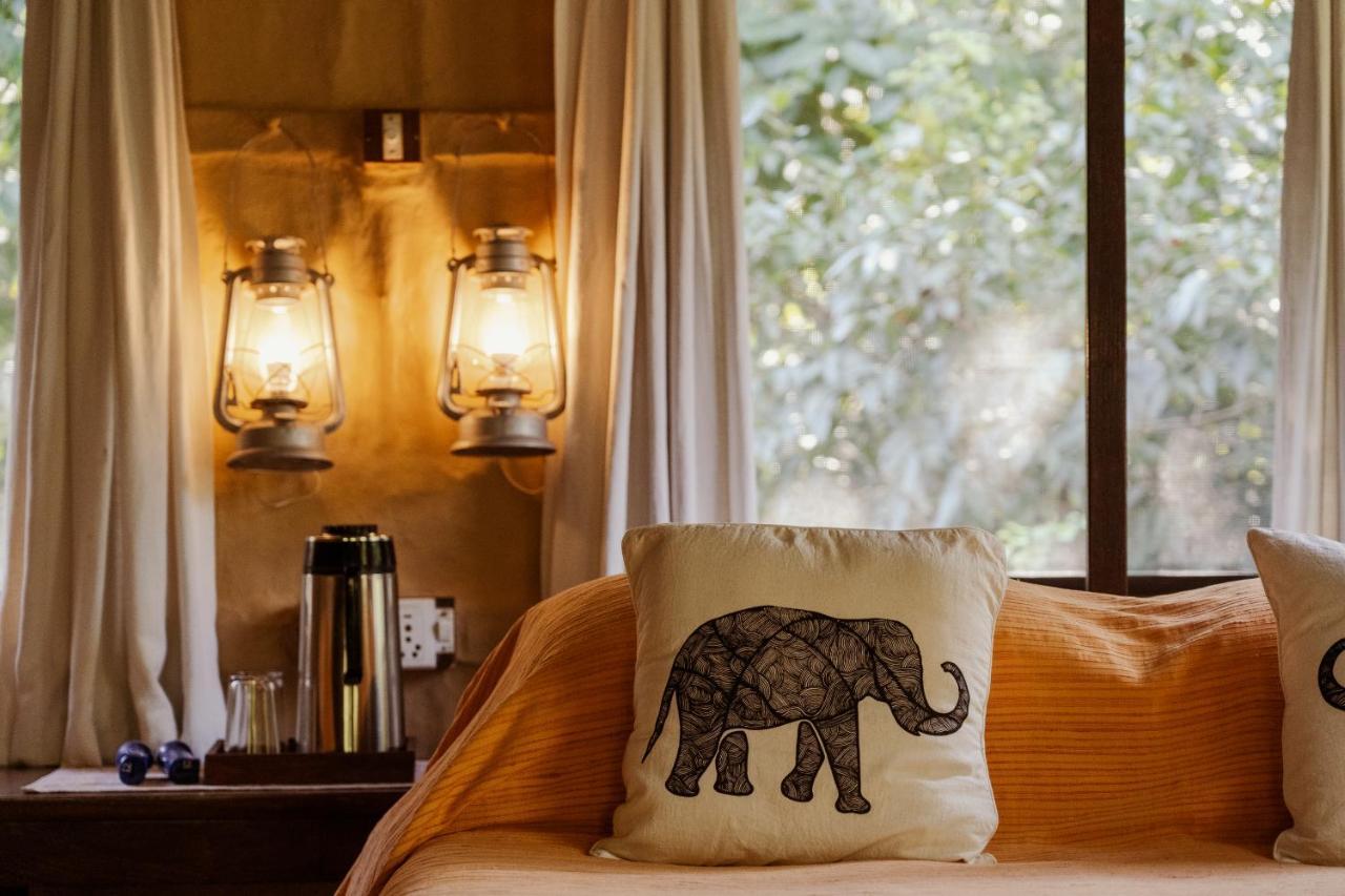 Tiger Tops Karnali Lodge Bardiya Экстерьер фото
