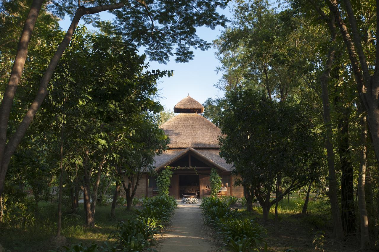 Tiger Tops Karnali Lodge Bardiya Экстерьер фото