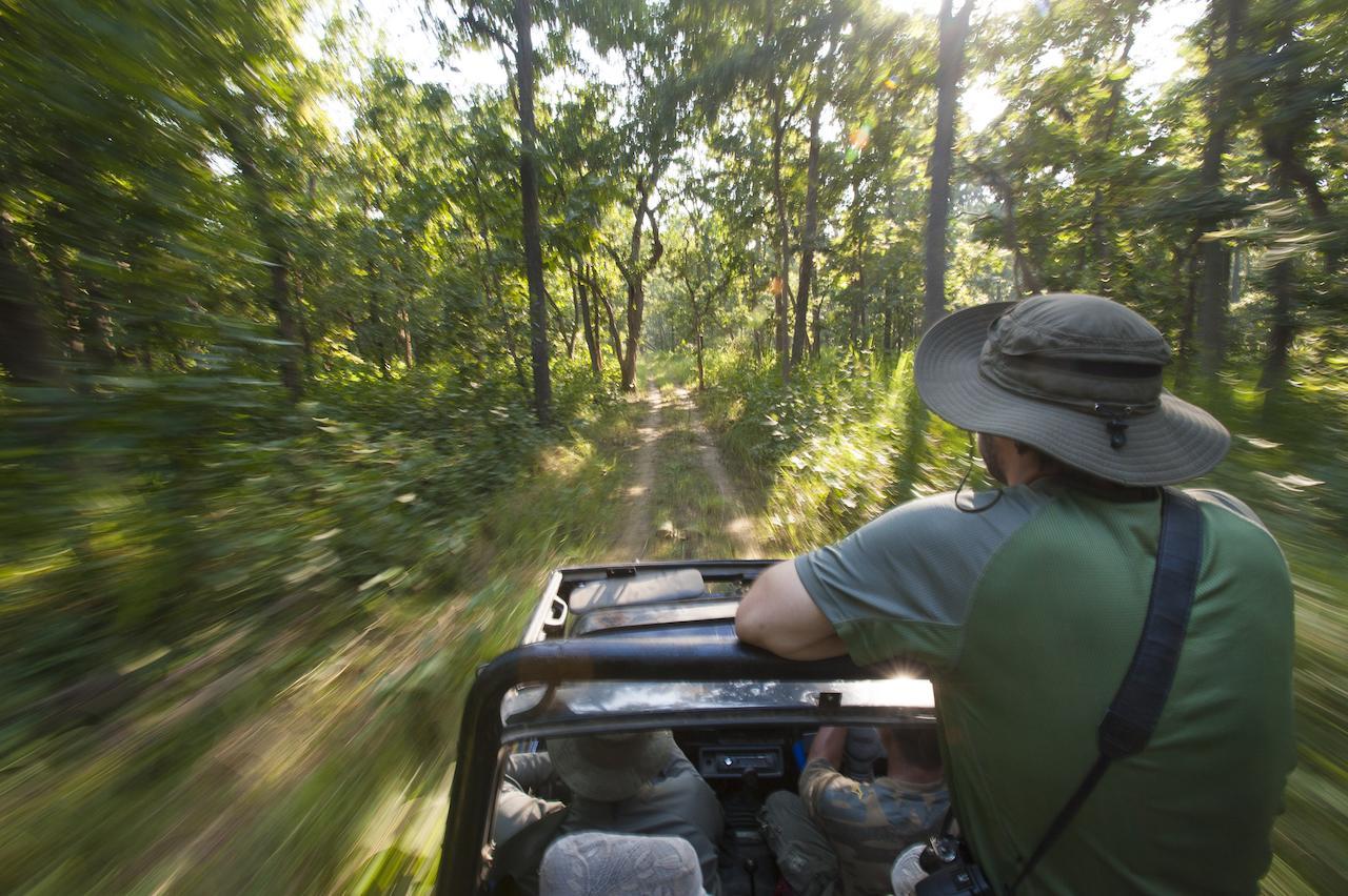 Tiger Tops Karnali Lodge Bardiya Экстерьер фото