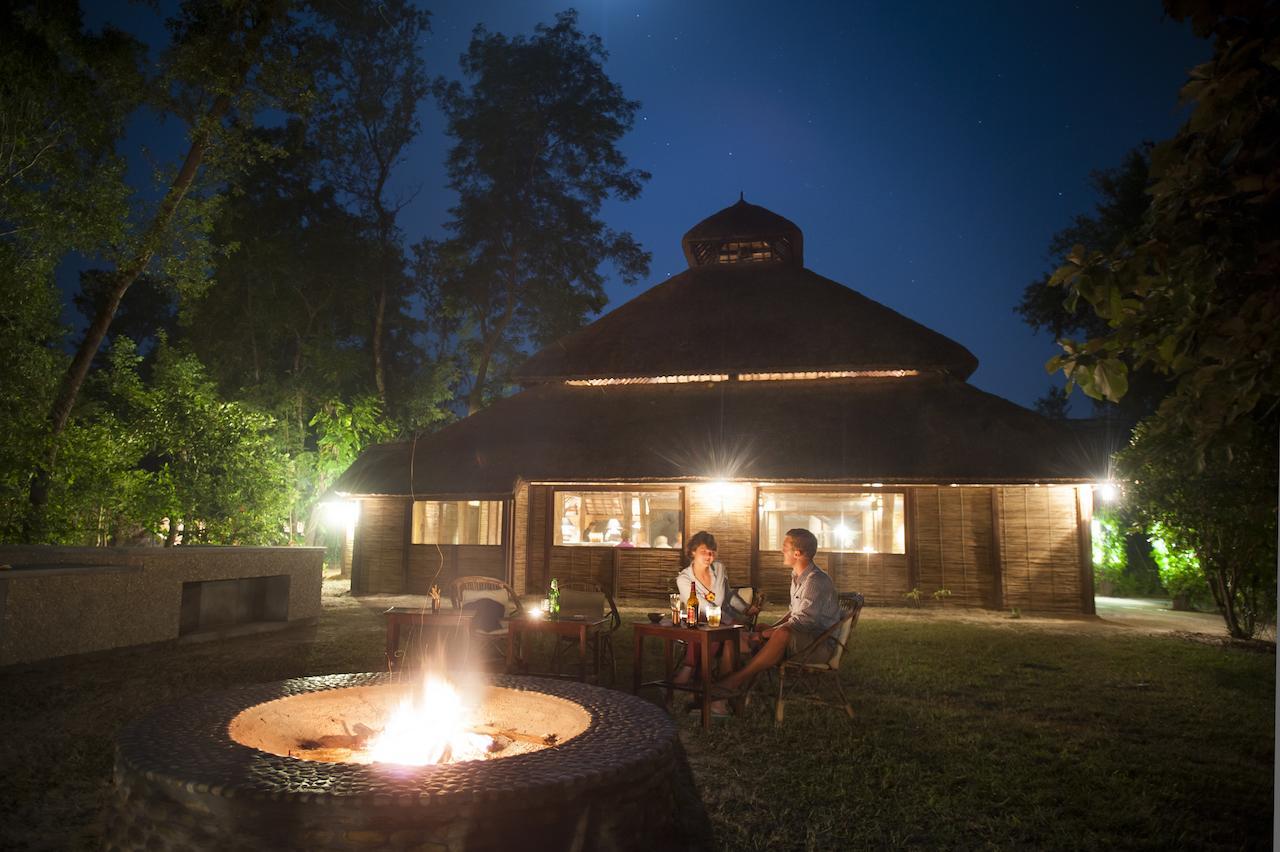 Tiger Tops Karnali Lodge Bardiya Экстерьер фото