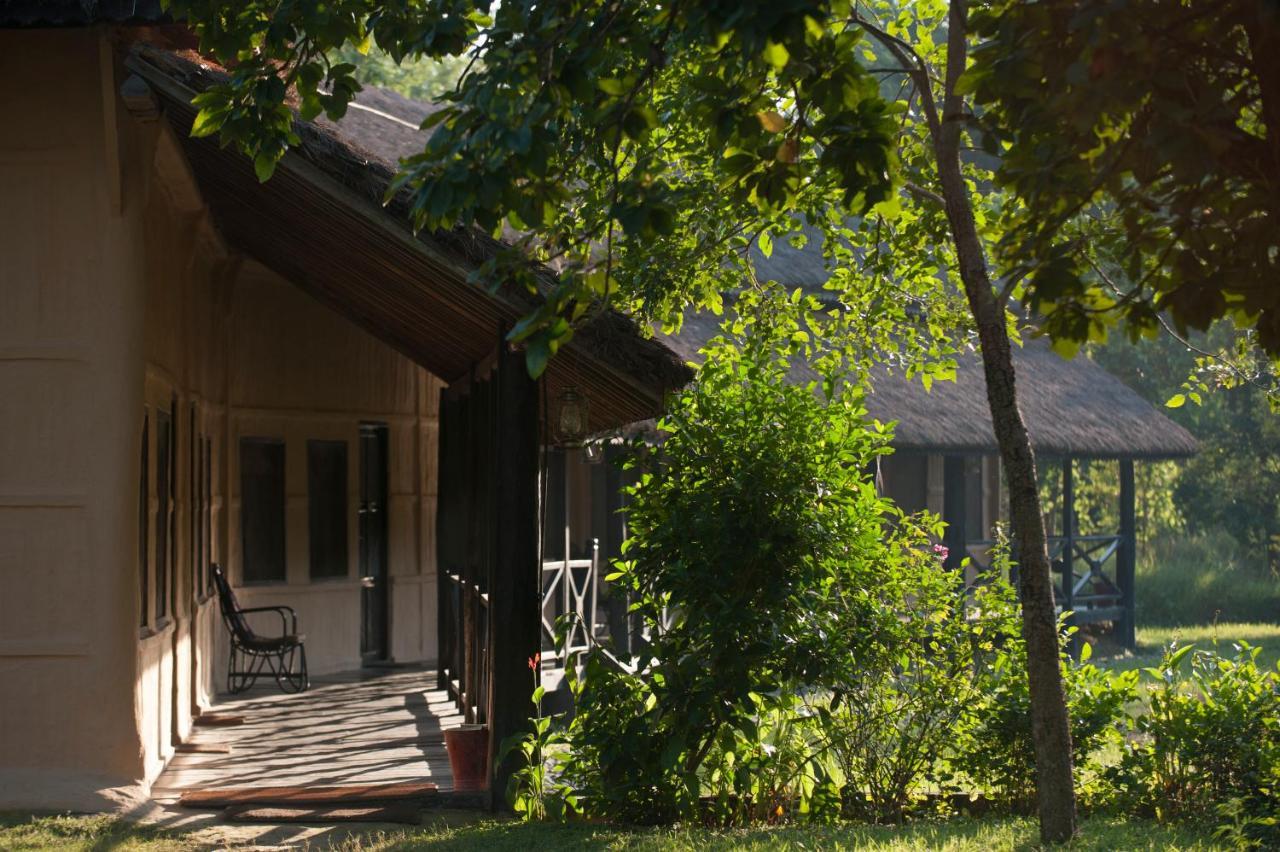 Tiger Tops Karnali Lodge Bardiya Экстерьер фото